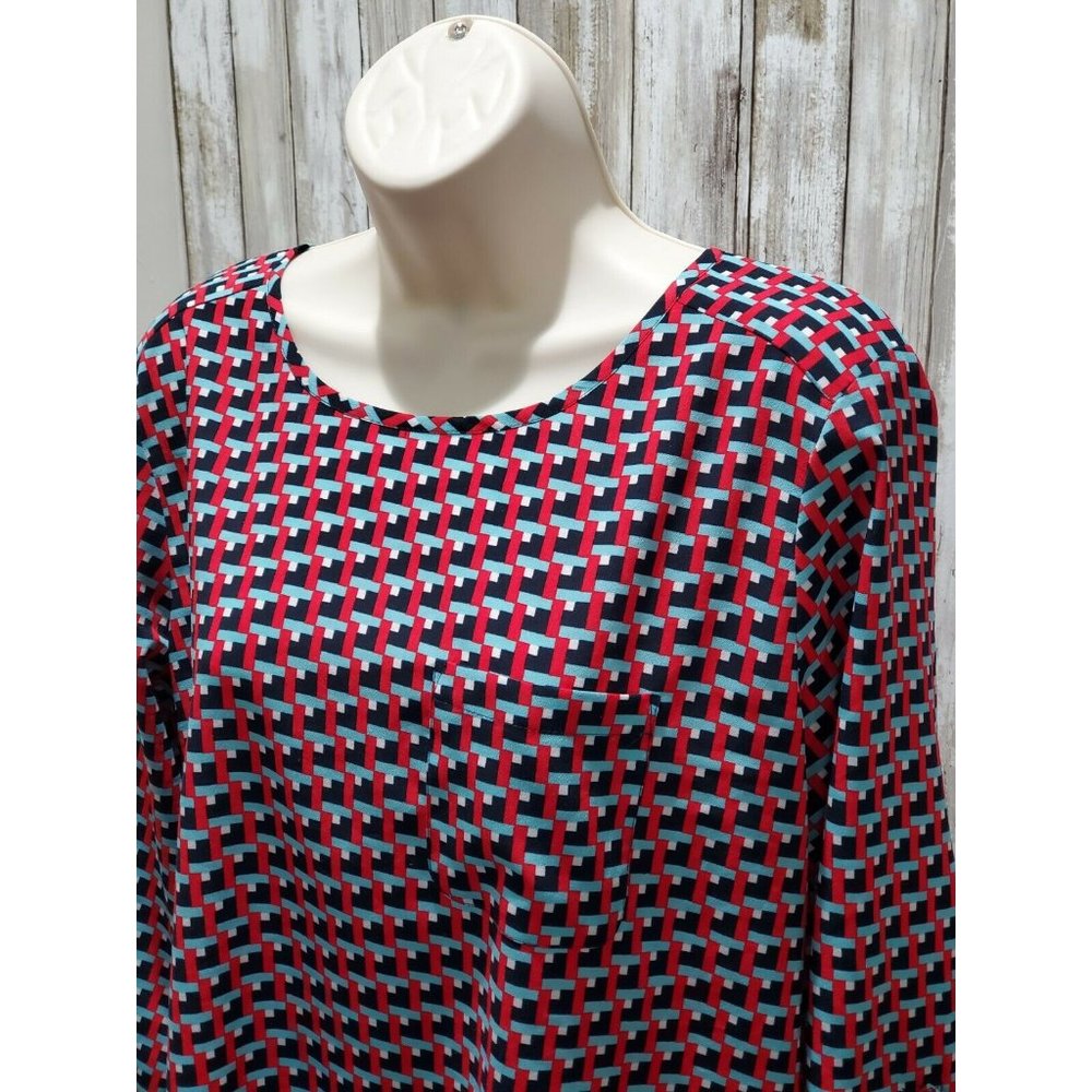 Van Henusen Long Cut Top Sz M geometrics pattern - Picture 3 of 8